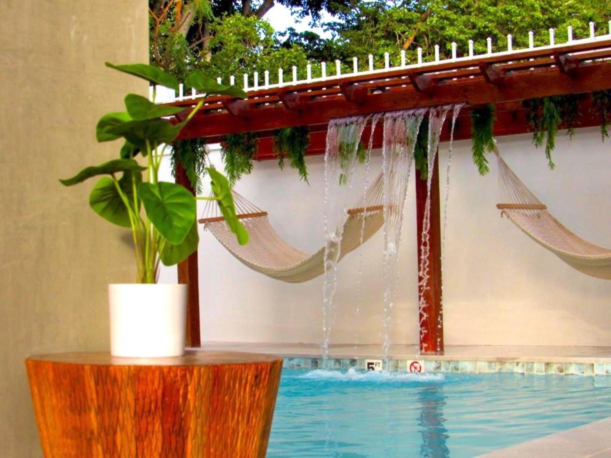Nautilus By La Jamaca Hotels-Downtown La Parguera لاخاس المظهر الخارجي الصورة